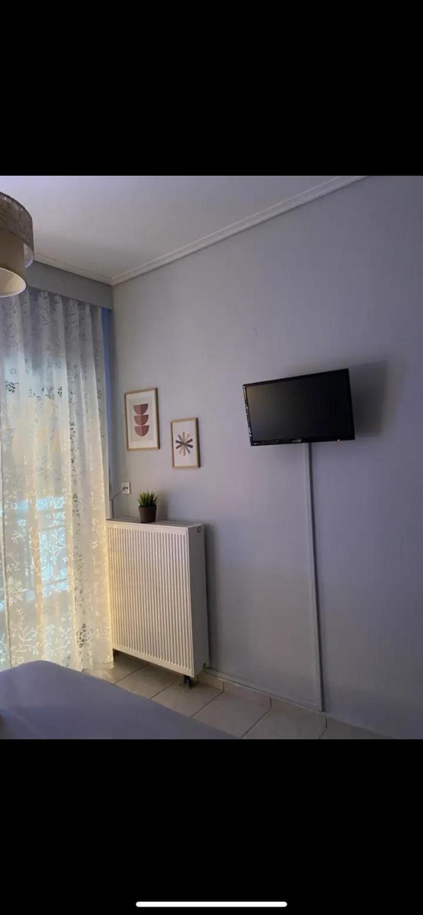 Unique Central Apartment Larissa Bagian luar foto